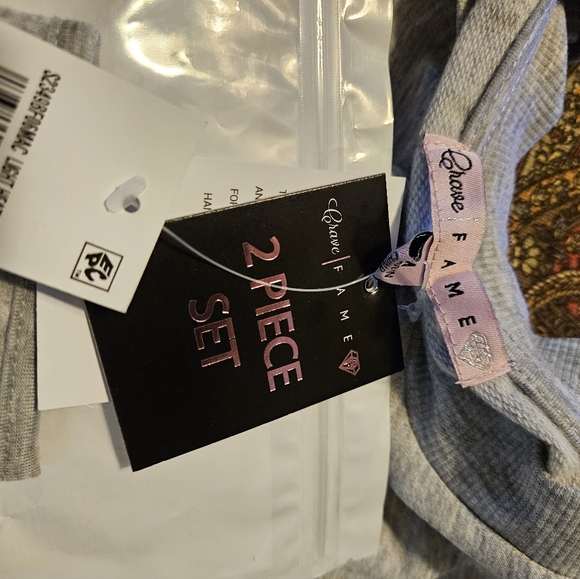 Crave Fame Sweatshirt with Sequined Rainbow (NWT) - Picture 5 of 5